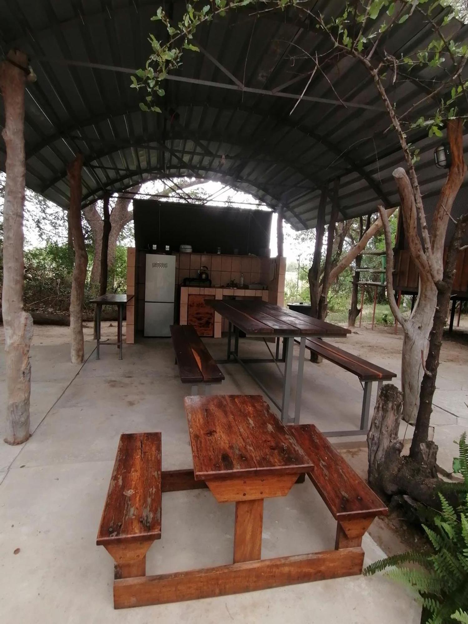 Hotel Mukuku Rest Camp Shimweghe Exteriér fotografie